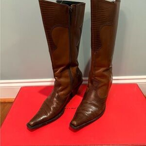 Luxurious Brown Leather Cowboy Boots